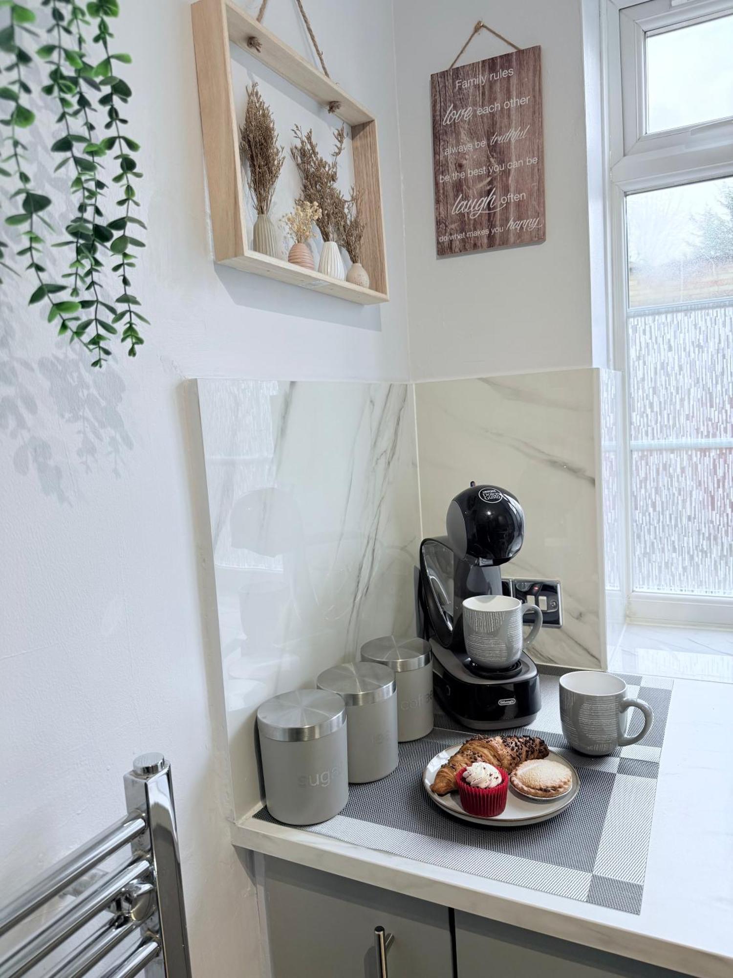 Staylondon - Sleeps 6 With Free Parking - Tourist, Concerts & Matches Экстерьер фото